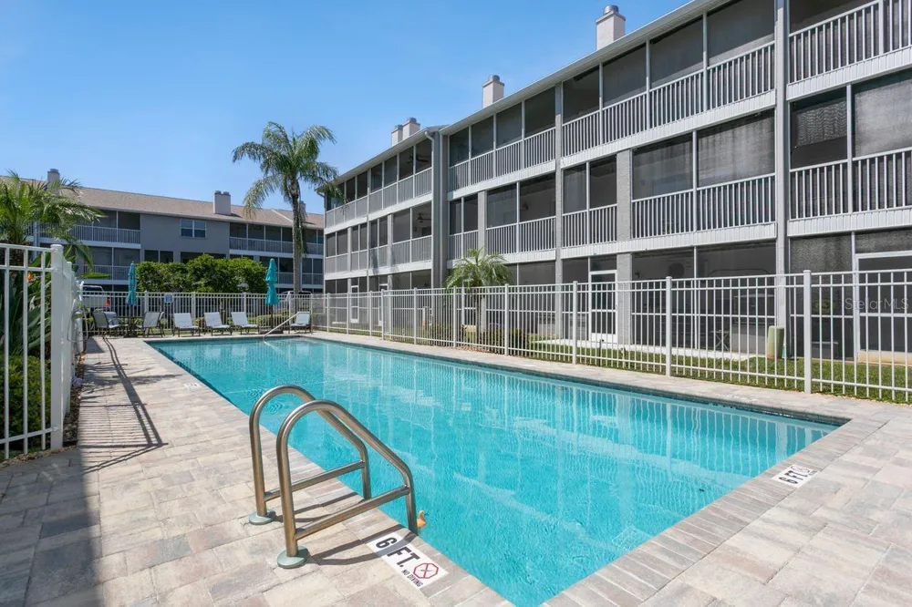 521 PINELLAS BAYWAY S #105 Tierra Verde, FL 33715