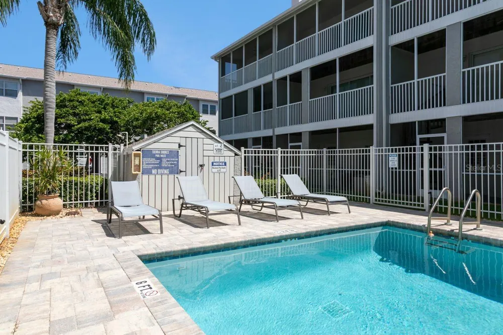 521 PINELLAS BAYWAY S #105 Tierra Verde, FL 33715