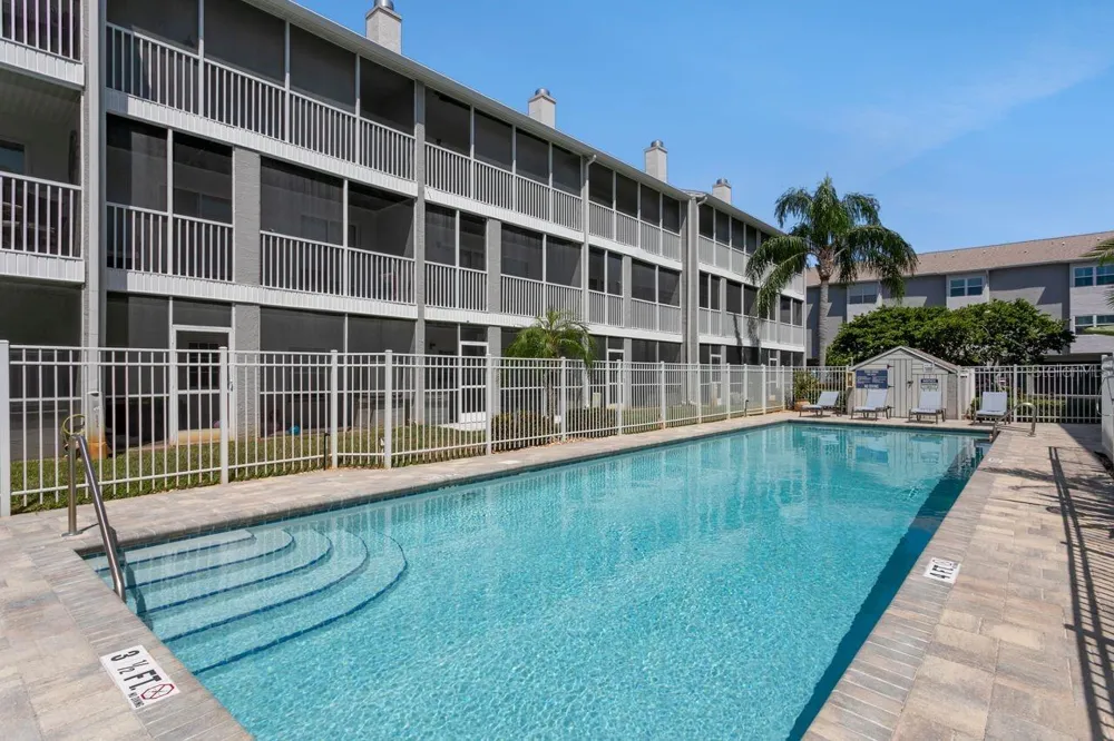 521 PINELLAS BAYWAY S #105 Tierra Verde, FL 33715