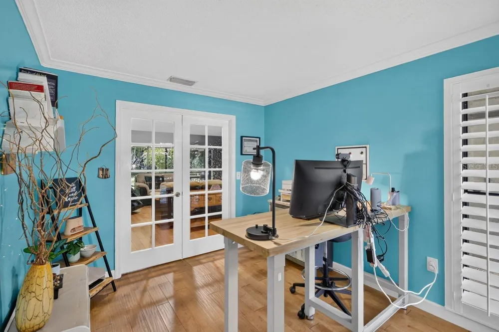 4395 OAK VIEW DRIVE Sarasota, FL 34232