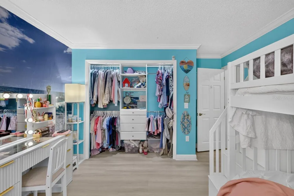4395 OAK VIEW DRIVE Sarasota, FL 34232