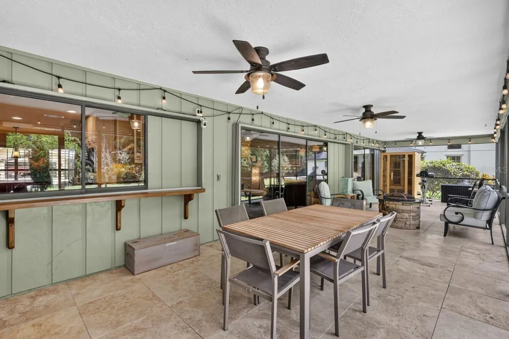 4395 OAK VIEW DRIVE Sarasota, FL 34232