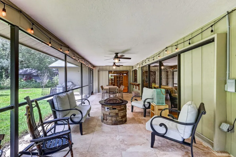 4395 OAK VIEW DRIVE Sarasota, FL 34232