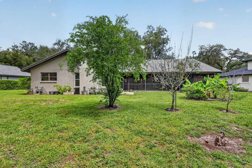 4395 OAK VIEW DRIVE Sarasota, FL 34232