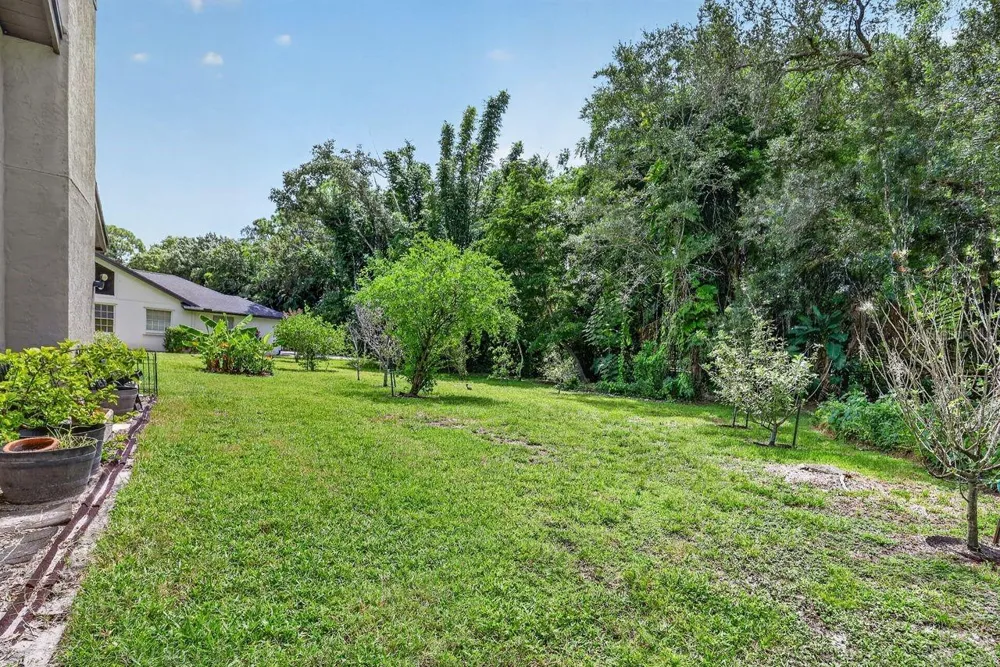 4395 OAK VIEW DRIVE Sarasota, FL 34232