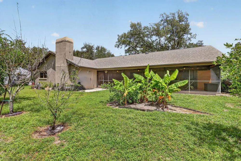 4395 OAK VIEW DRIVE Sarasota, FL 34232