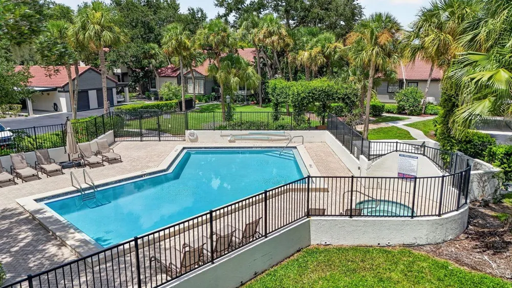 4395 OAK VIEW DRIVE Sarasota, FL 34232