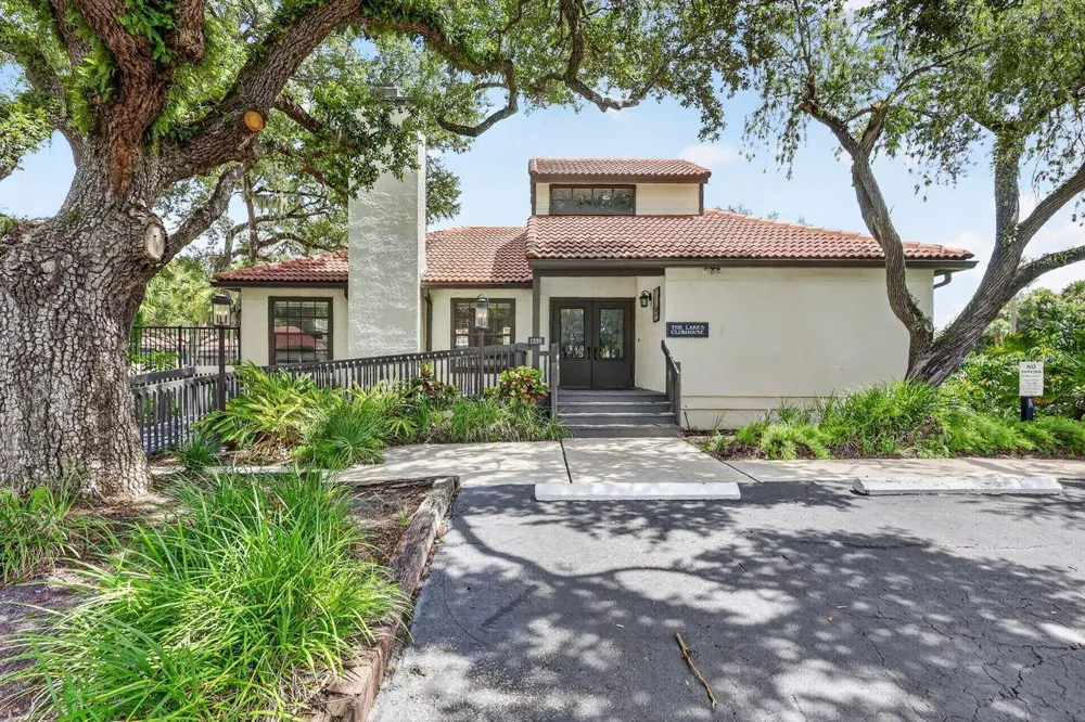 4395 OAK VIEW DRIVE Sarasota, FL 34232