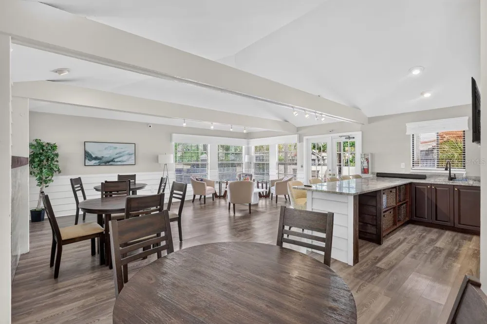 4395 OAK VIEW DRIVE Sarasota, FL 34232