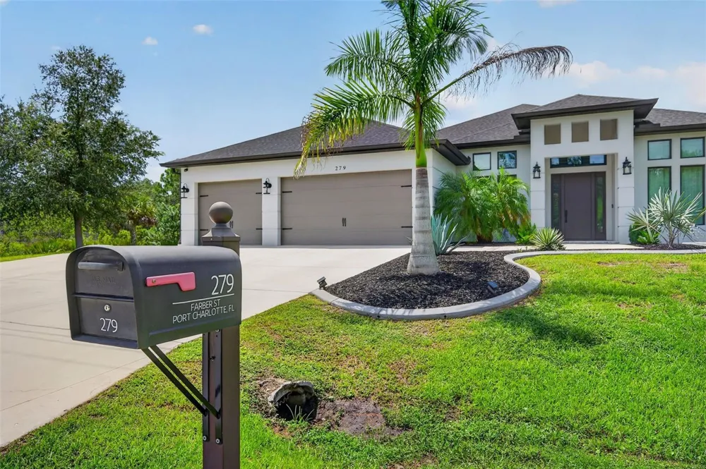 279 FARBER STREET Port Charlotte, FL 33953