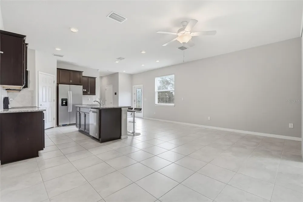 5304 SYLVESTER LOOP Tampa, FL 33610