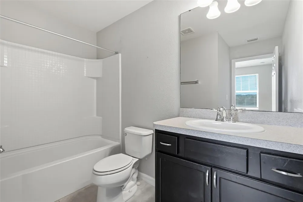 5304 SYLVESTER LOOP Tampa, FL 33610