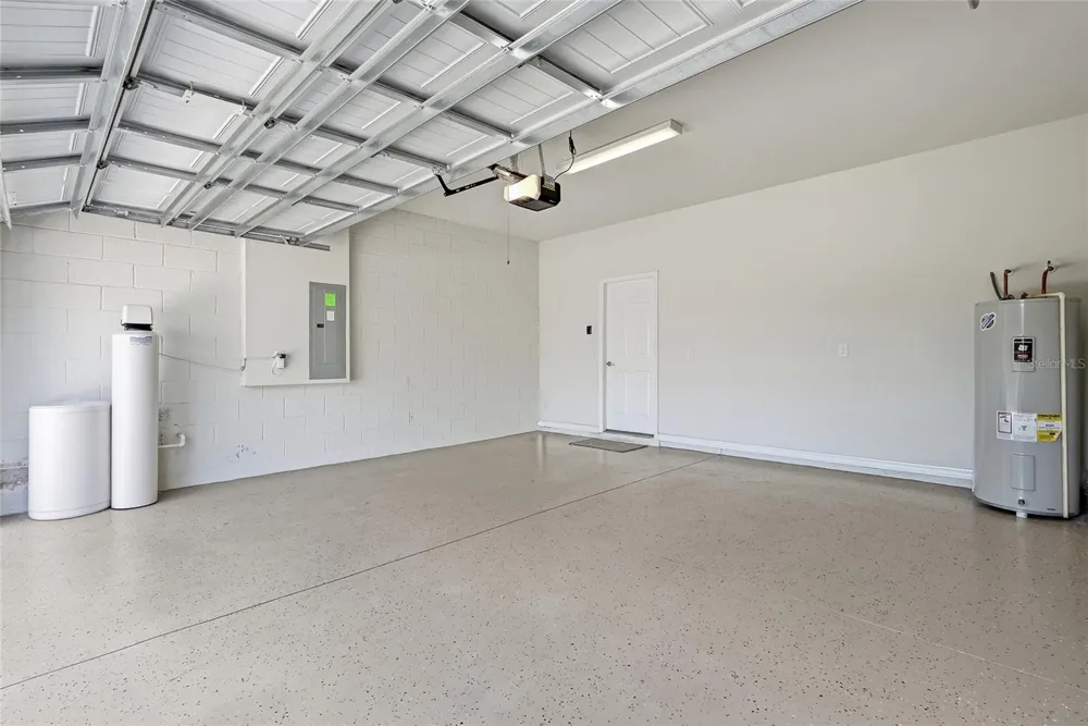 5304 SYLVESTER LOOP Tampa, FL 33610