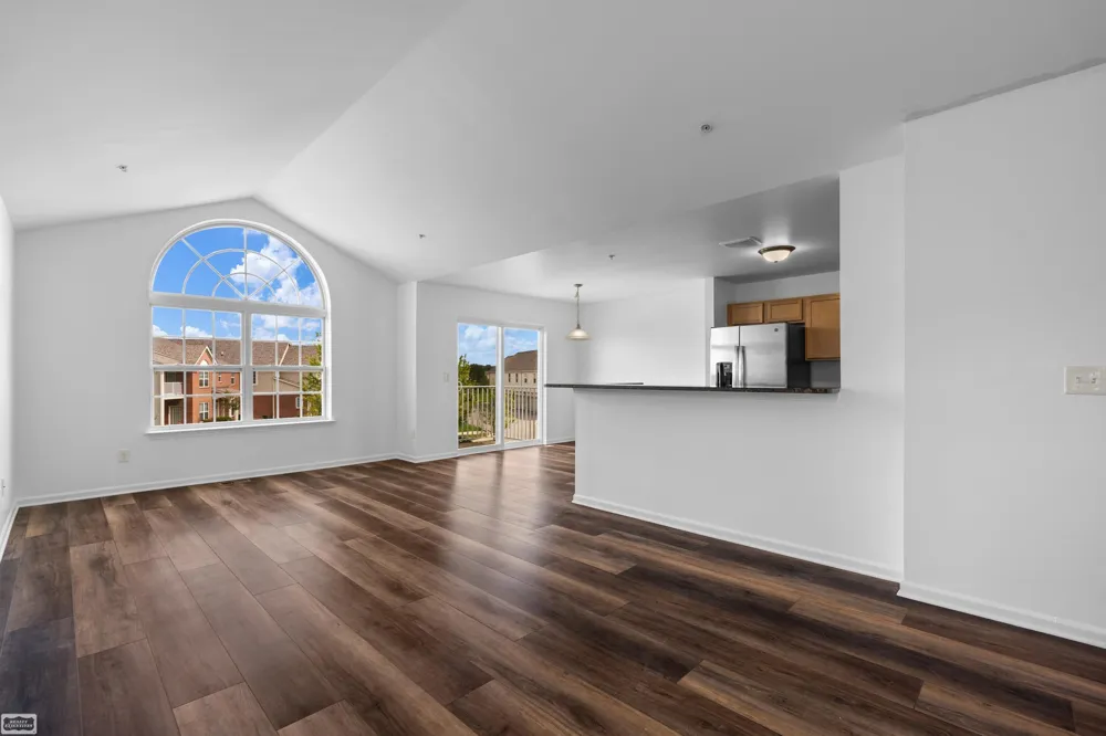 21912 Aberdeen Drive Macomb Township, MI 48042