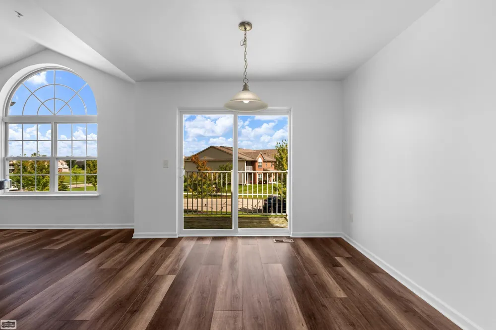 21912 Aberdeen Drive Macomb Township, MI 48042