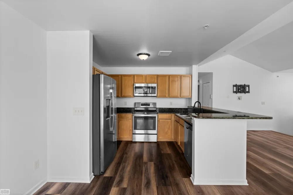 21912 Aberdeen Drive Macomb Township, MI 48042