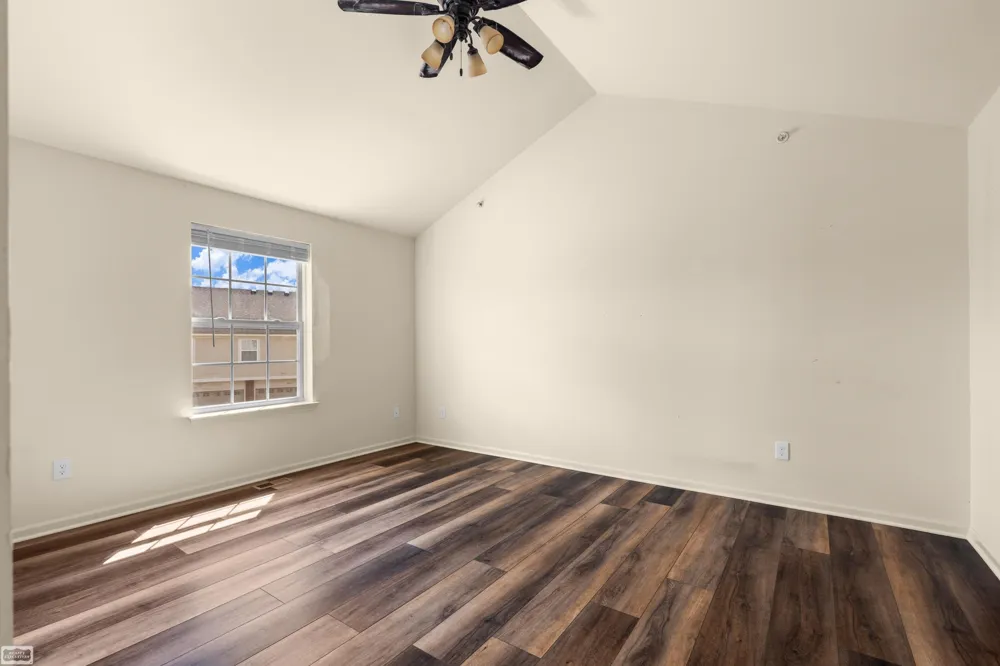 21912 Aberdeen Drive Macomb Township, MI 48042
