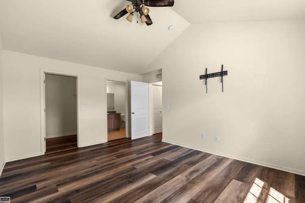 21912 Aberdeen Drive Macomb Township, MI 48042