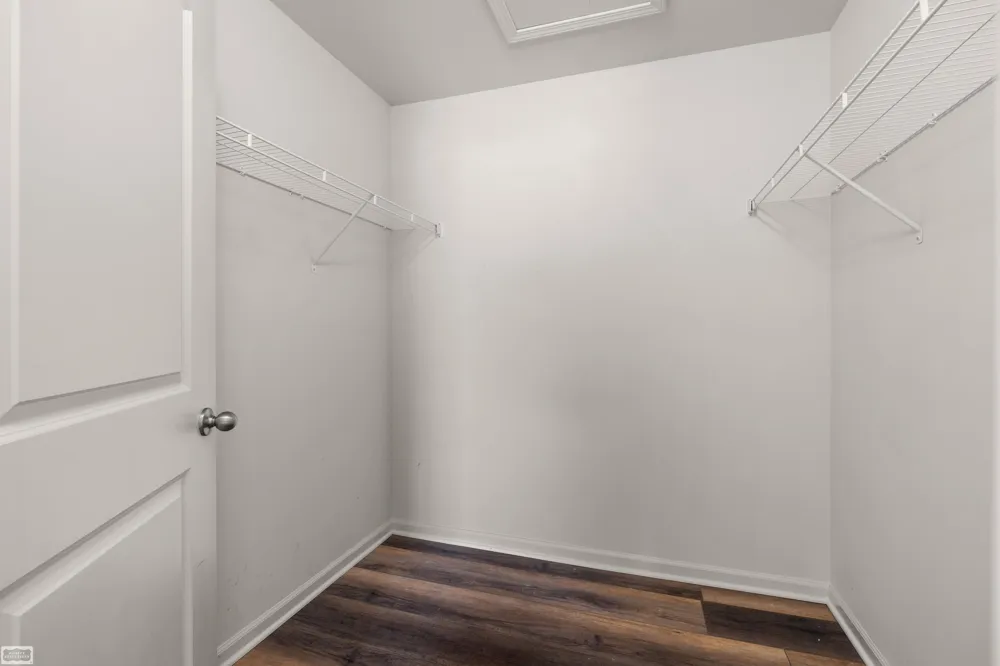 21912 Aberdeen Drive Macomb Township, MI 48042