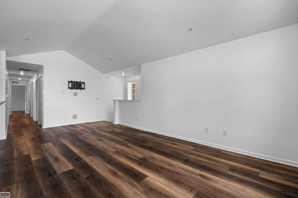 21912 Aberdeen Drive Macomb Township, MI 48042