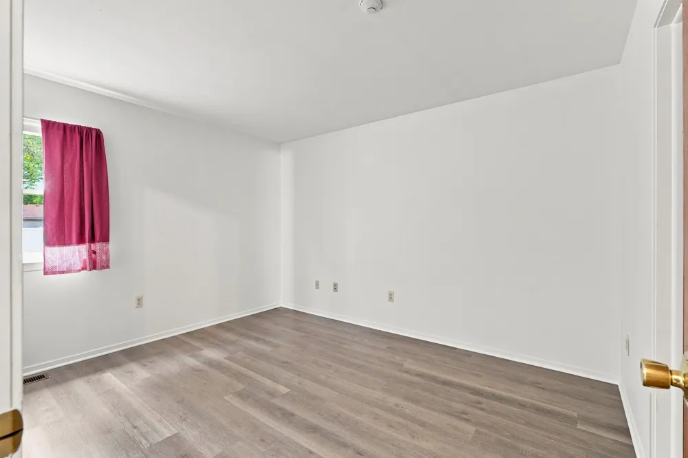 2071 Vine Way Drive #82 Canton Charter Township, MI 48188