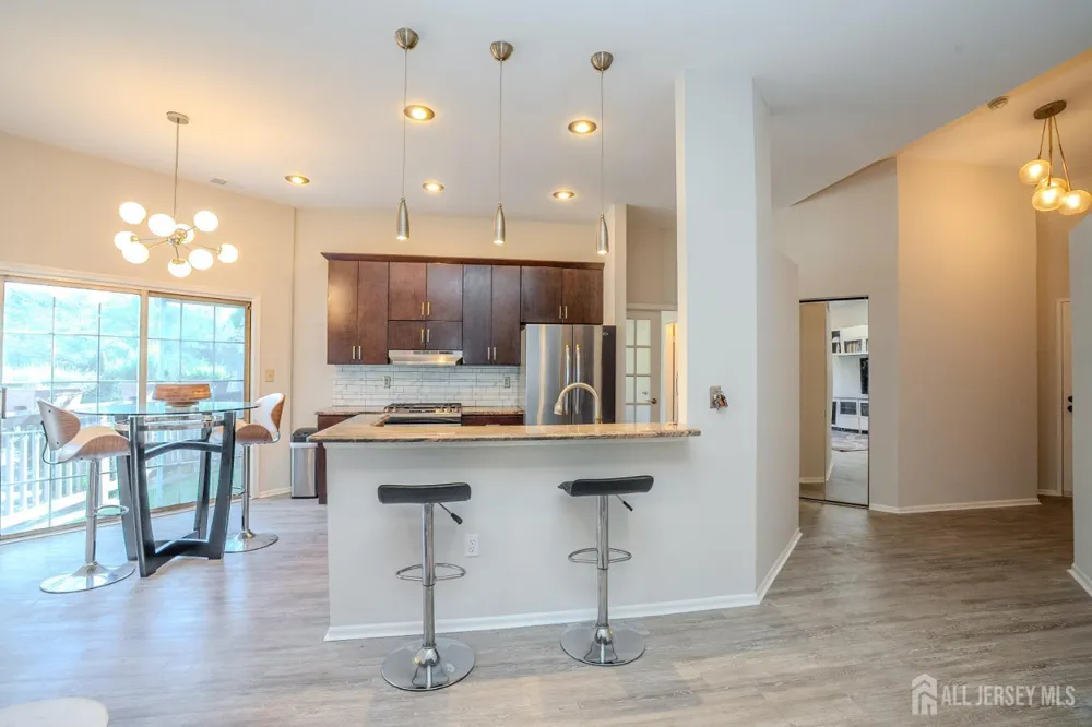 7493 Elm Court South Brunswick, NJ 08852