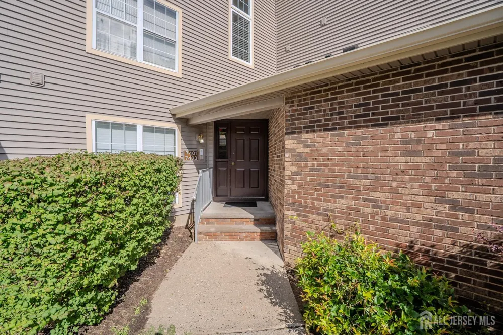 7493 Elm Court South Brunswick, NJ 08852