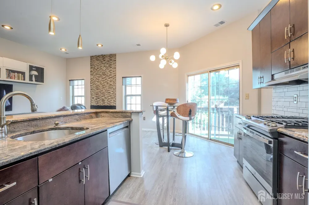 7493 Elm Court South Brunswick, NJ 08852