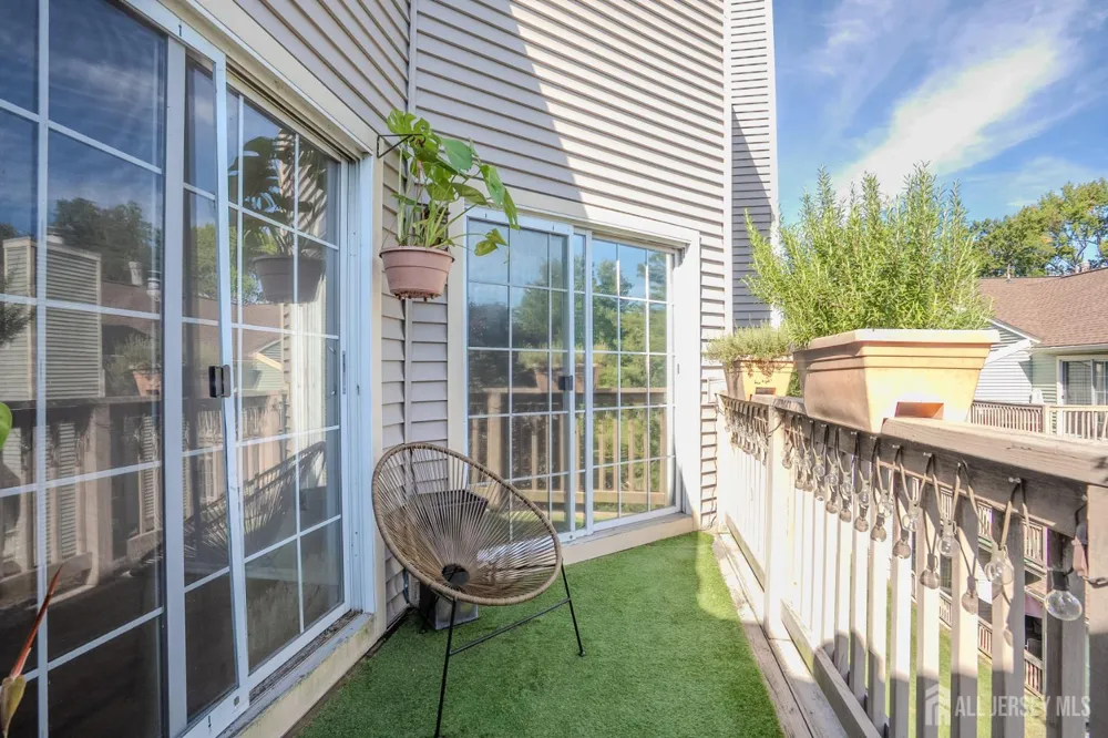 7493 Elm Court South Brunswick, NJ 08852