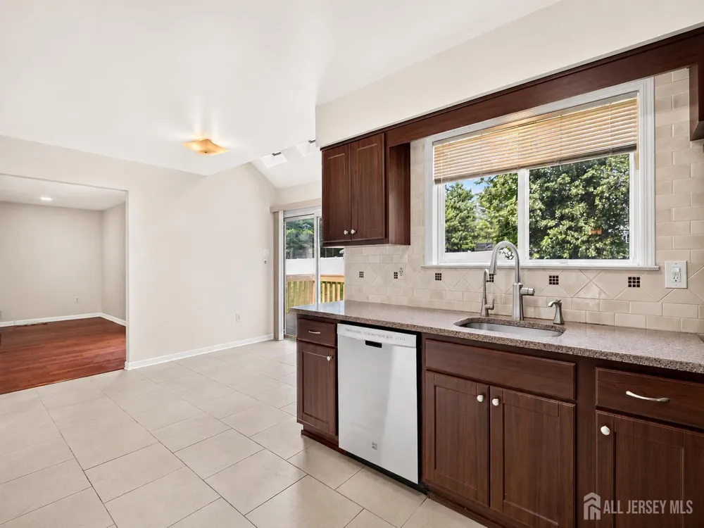 1 Cherry Creek Drive Old Bridge, NJ 07747
