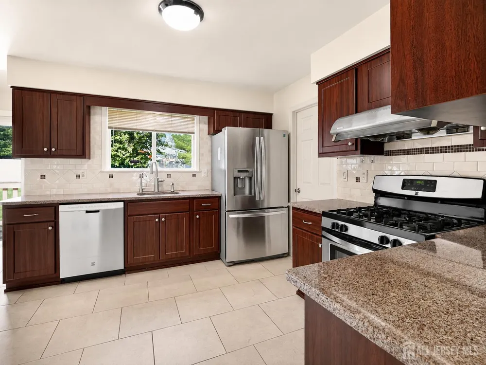 1 Cherry Creek Drive Old Bridge, NJ 07747