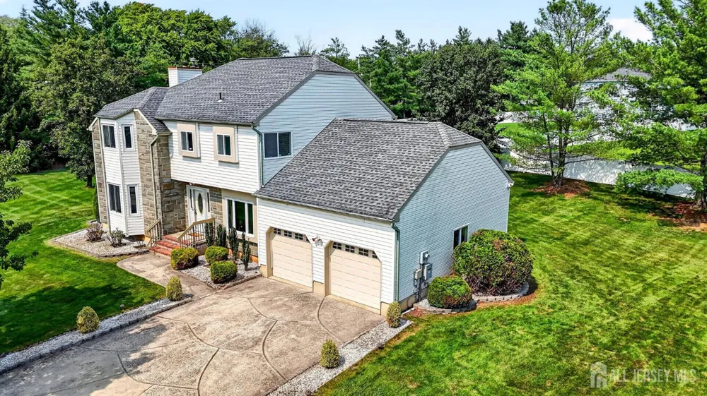 1 Cherry Creek Drive Old Bridge, NJ 07747