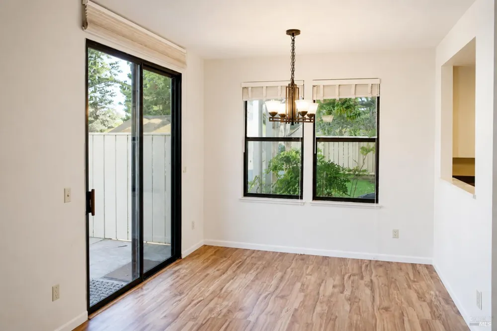 615 Cherry Avenue Sonoma, CA 95476