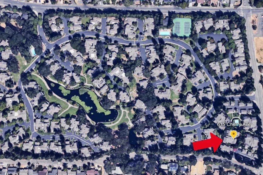 615 Cherry Avenue Sonoma, CA 95476