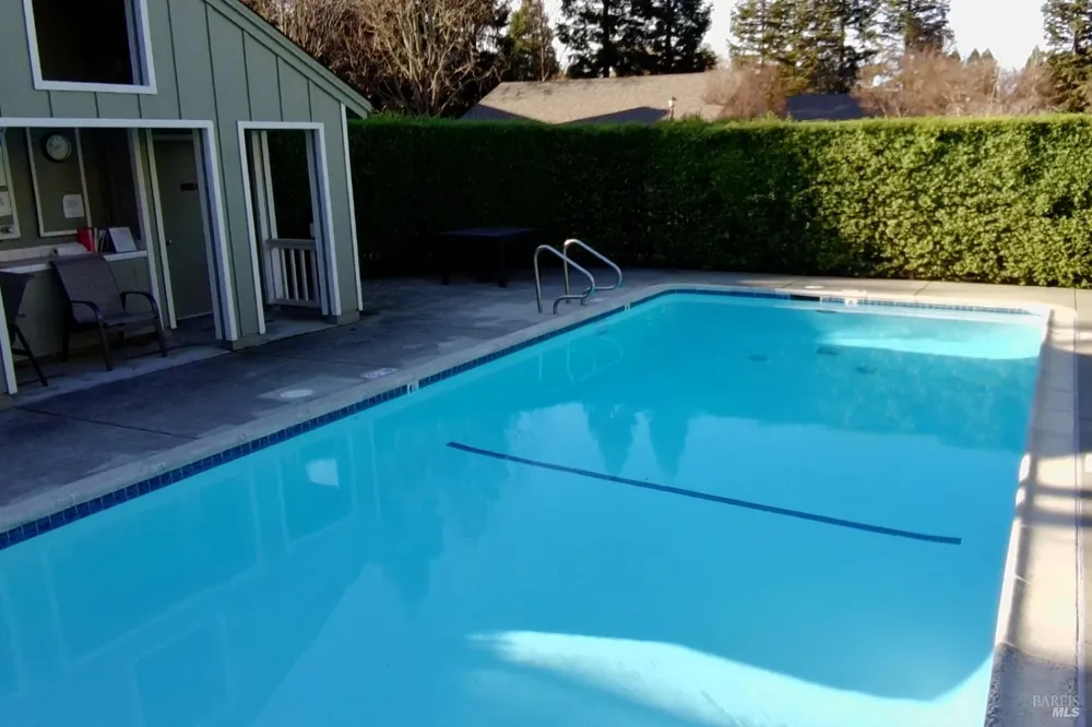 615 Cherry Avenue Sonoma, CA 95476