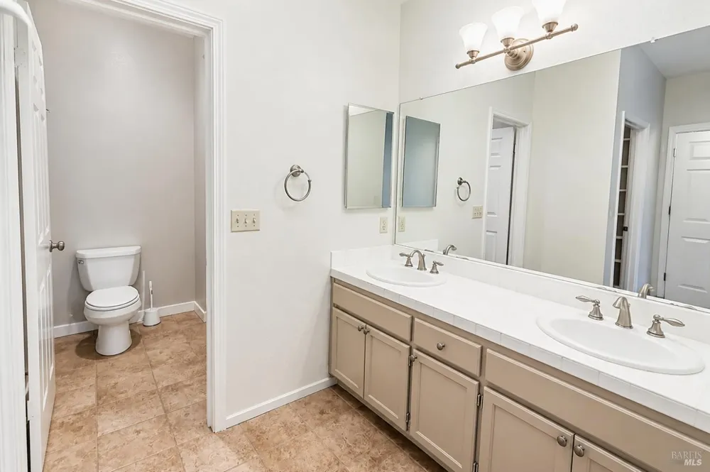 615 Cherry Avenue Sonoma, CA 95476
