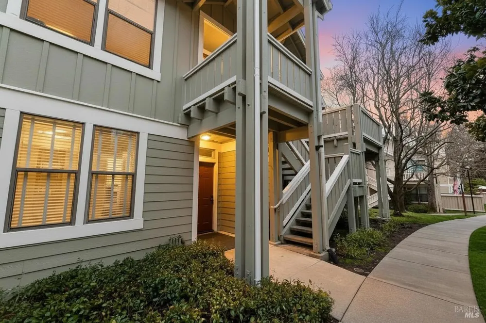 615 Cherry Avenue Sonoma, CA 95476