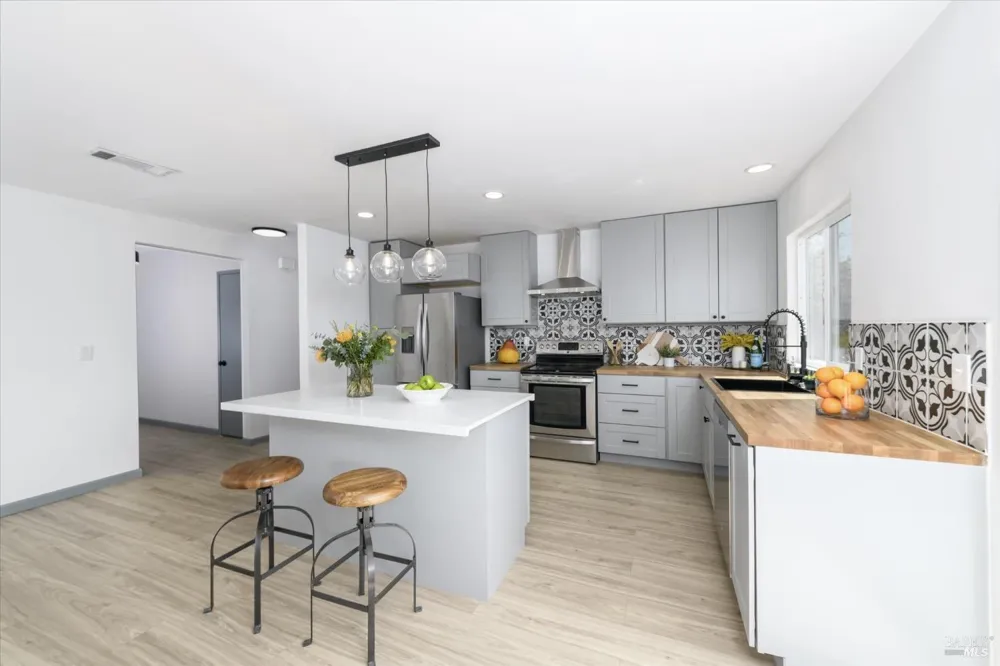 200 Saint Olaf Way Vallejo, CA 94589