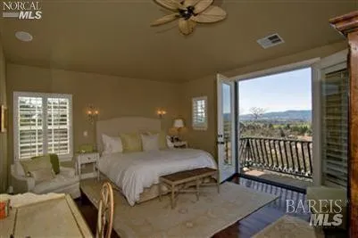 1150 Castle Oaks Drive Napa, CA 94558