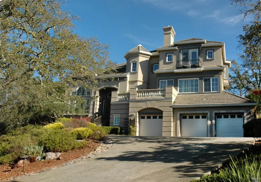 1150 Castle Oaks Drive Napa, CA 94558