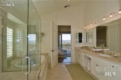 1150 Castle Oaks Drive Napa, CA 94558