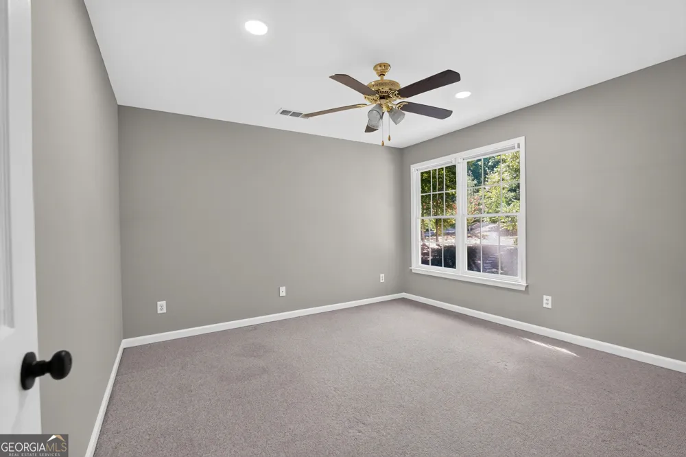 315 Thorntree LN Canton, GA 30115