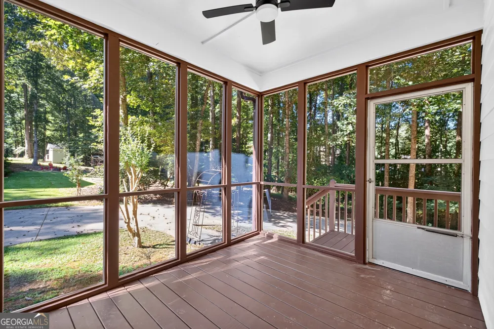 315 Thorntree LN Canton, GA 30115