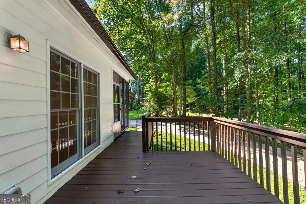 315 Thorntree LN Canton, GA 30115