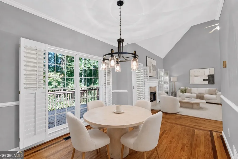 315 Thorntree LN Canton, GA 30115