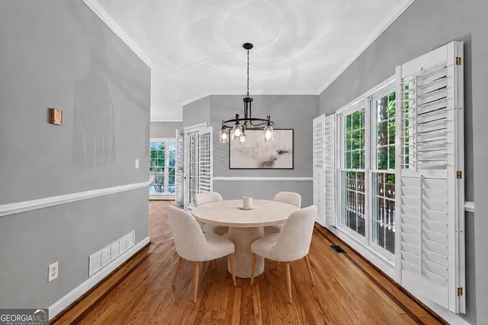 315 Thorntree LN Canton, GA 30115