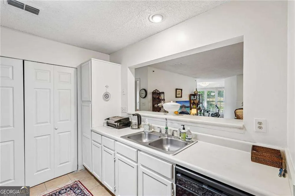 403 Mill Pond CT SE Smyrna, GA 30082