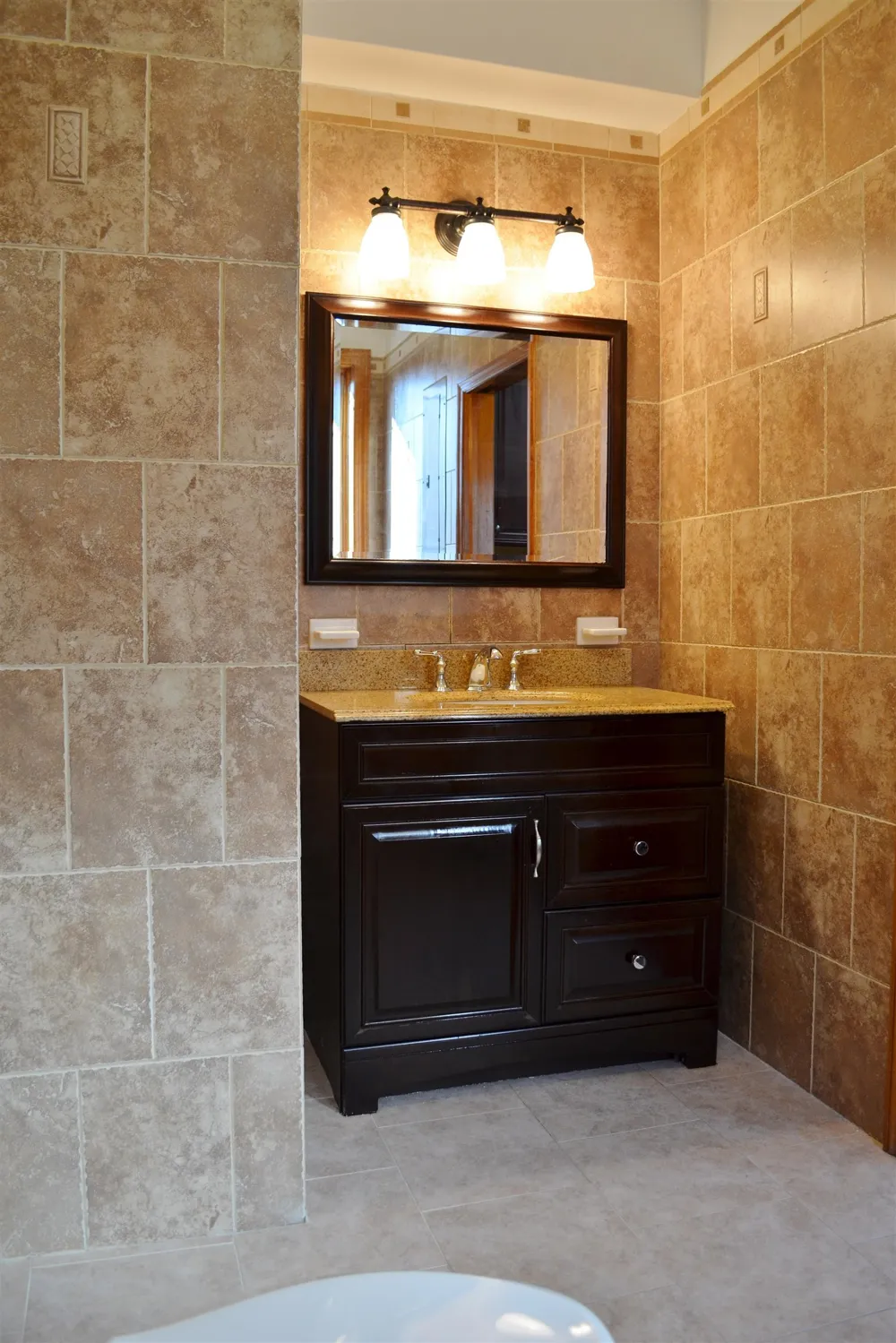 198-200 WEST 52ND ST Bayonne, NJ 07002