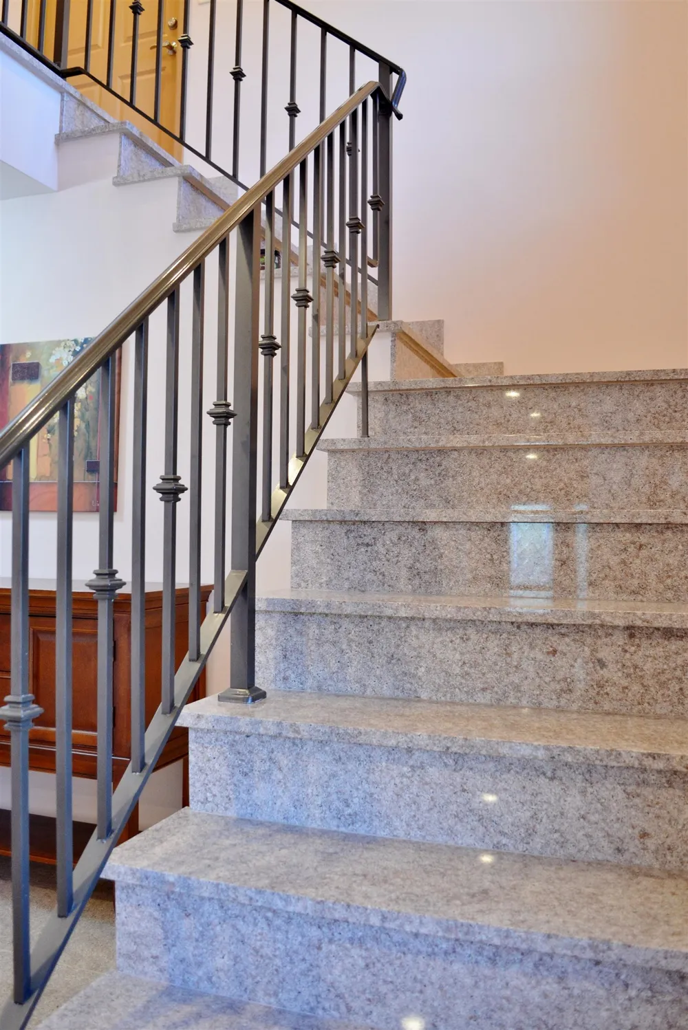 198-200 WEST 52ND ST Bayonne, NJ 07002