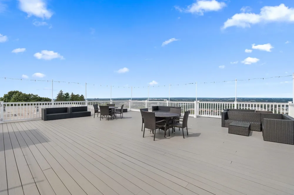 8915 BERGENWOOD AVE North Bergen, NJ 07047
